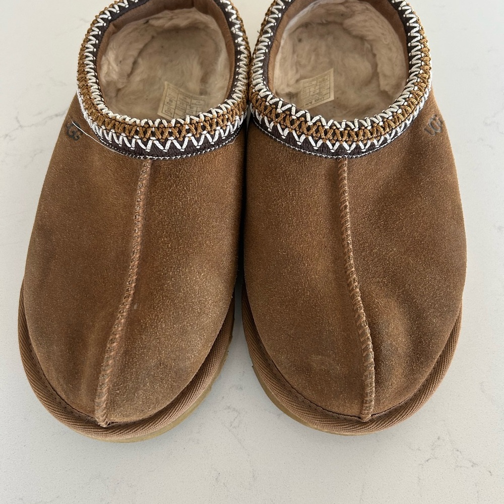 UGG Tasman in chestnut